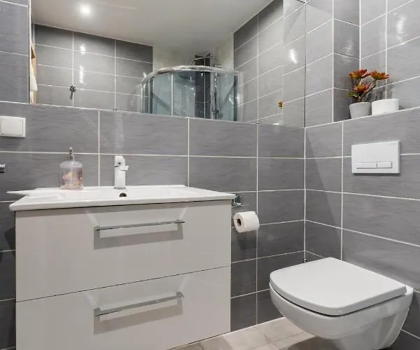 Apartment Lazurowy Widok Centrum - Z Prywatnym Parkingiem - Spaceapart